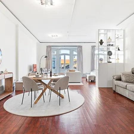 Guestready - Grand Heritage Borges Loft * Coimbra